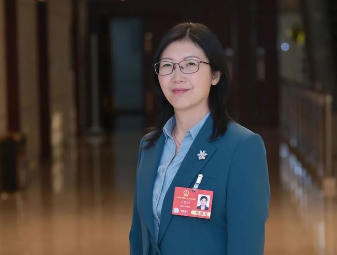全国人大代表王彩云:培育奶业新质生产力筑